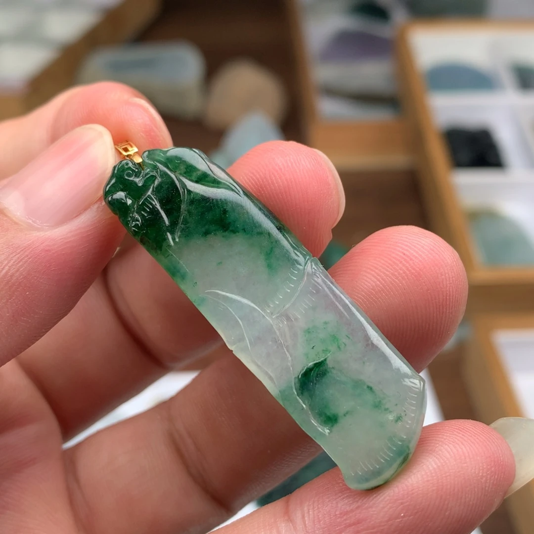 翡翠未镶嵌挂件123466