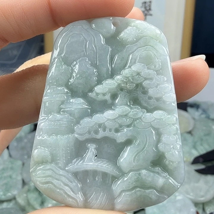 翡翠未镶嵌颈饰翡翠