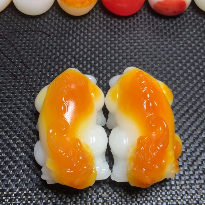 新疆戈壁石五彩石