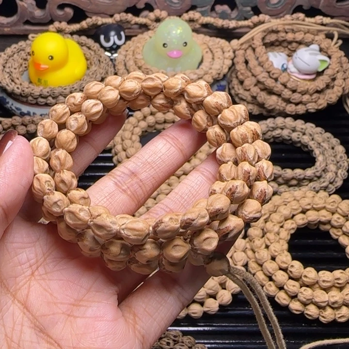 O***o柏香籽/百香籽吊坠