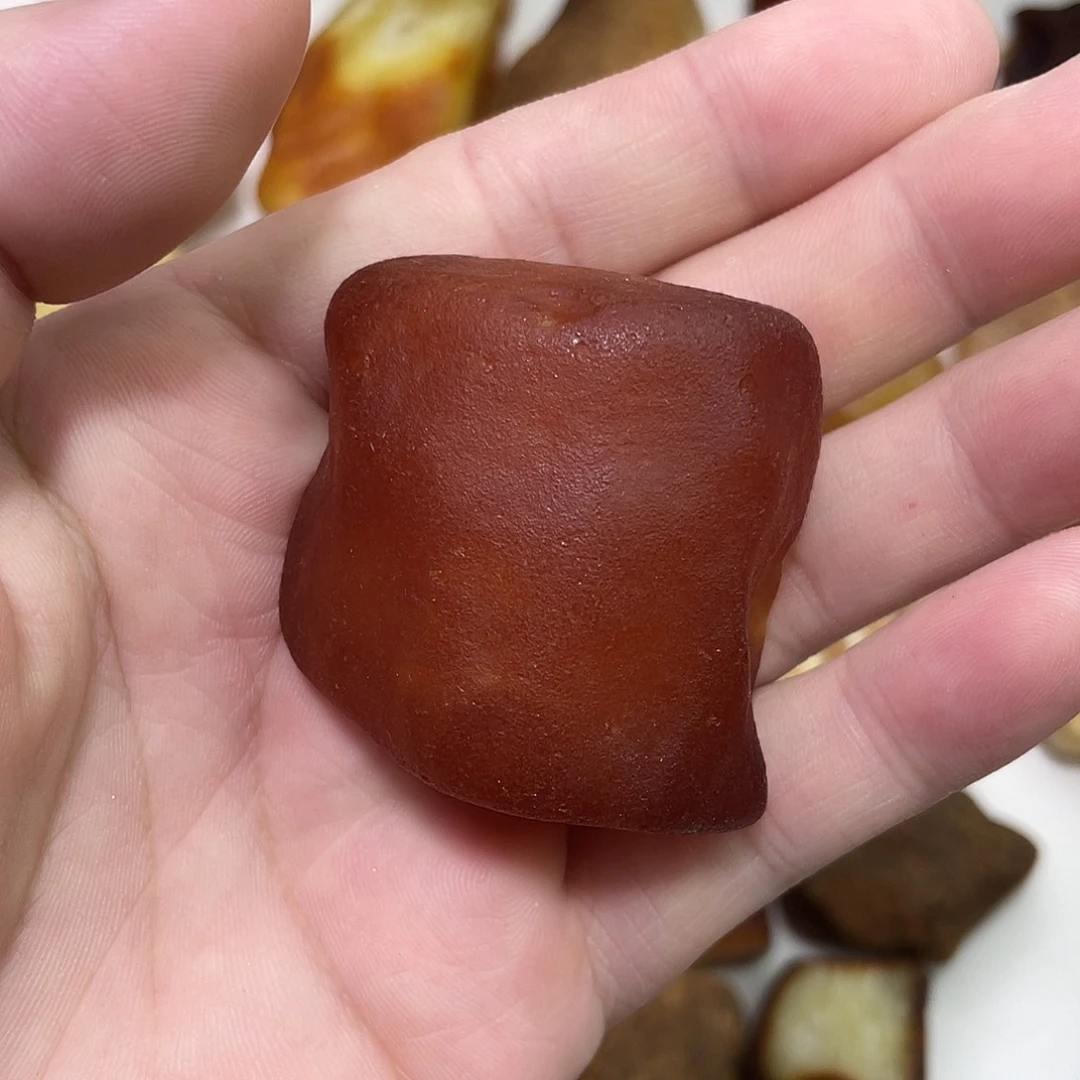 定制琥珀可****1原矿蜜蜡