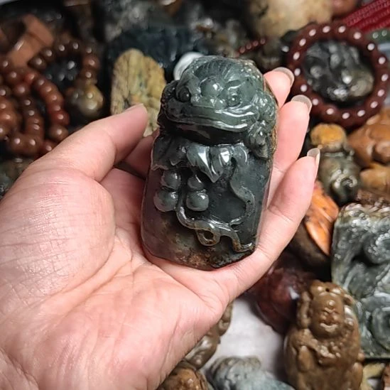 岫岩河磨玉（透闪石质玉）未镶嵌挂件