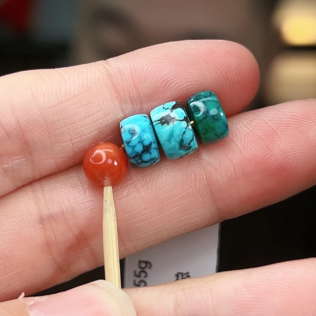 南红玛瑙未镶嵌珠宝奇石