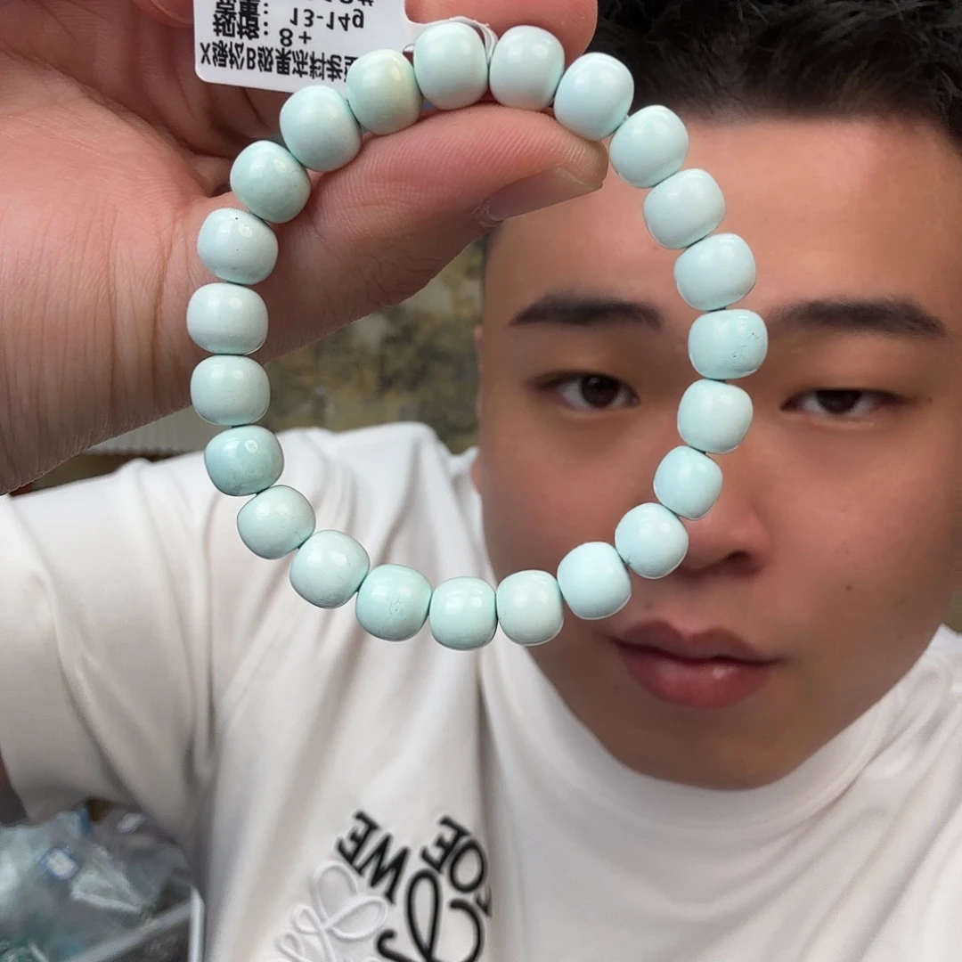 绿松石未镶嵌珠宝奇石95