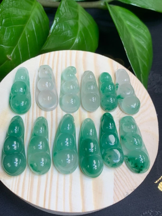 天然非洲翠豆子吊坠多样性发其一