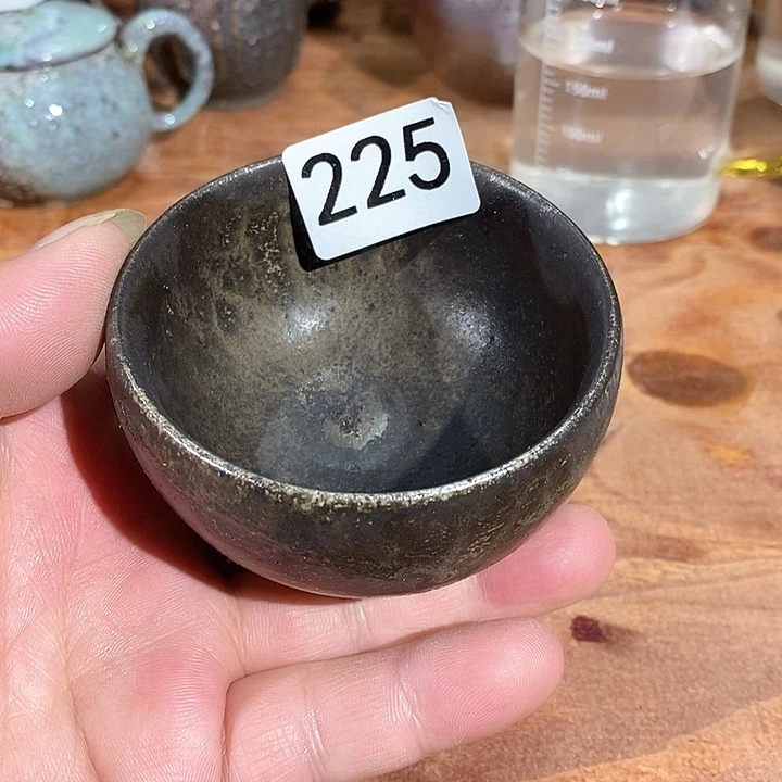 我们的确是一个人的