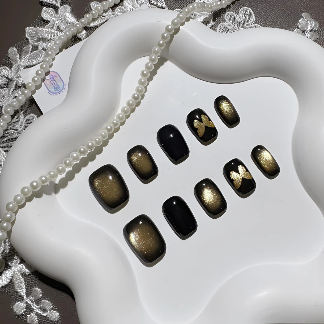 A1591『黑金蝴蝶』甜酷显白质感莹亮富贵黑金猫光蝴蝶纯手工穿戴甲