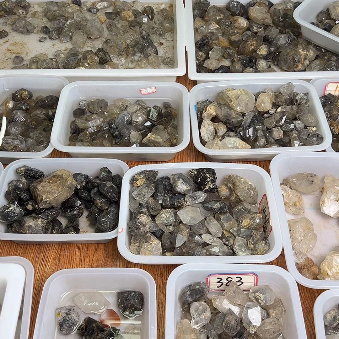 未镶嵌珠宝半成品水晶