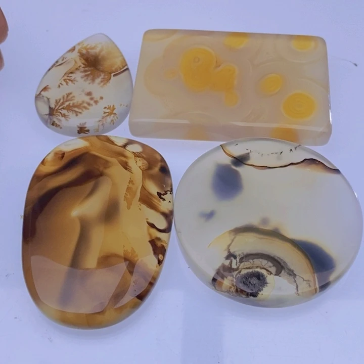 玛瑙/玉髓颈饰未镶嵌丫**?