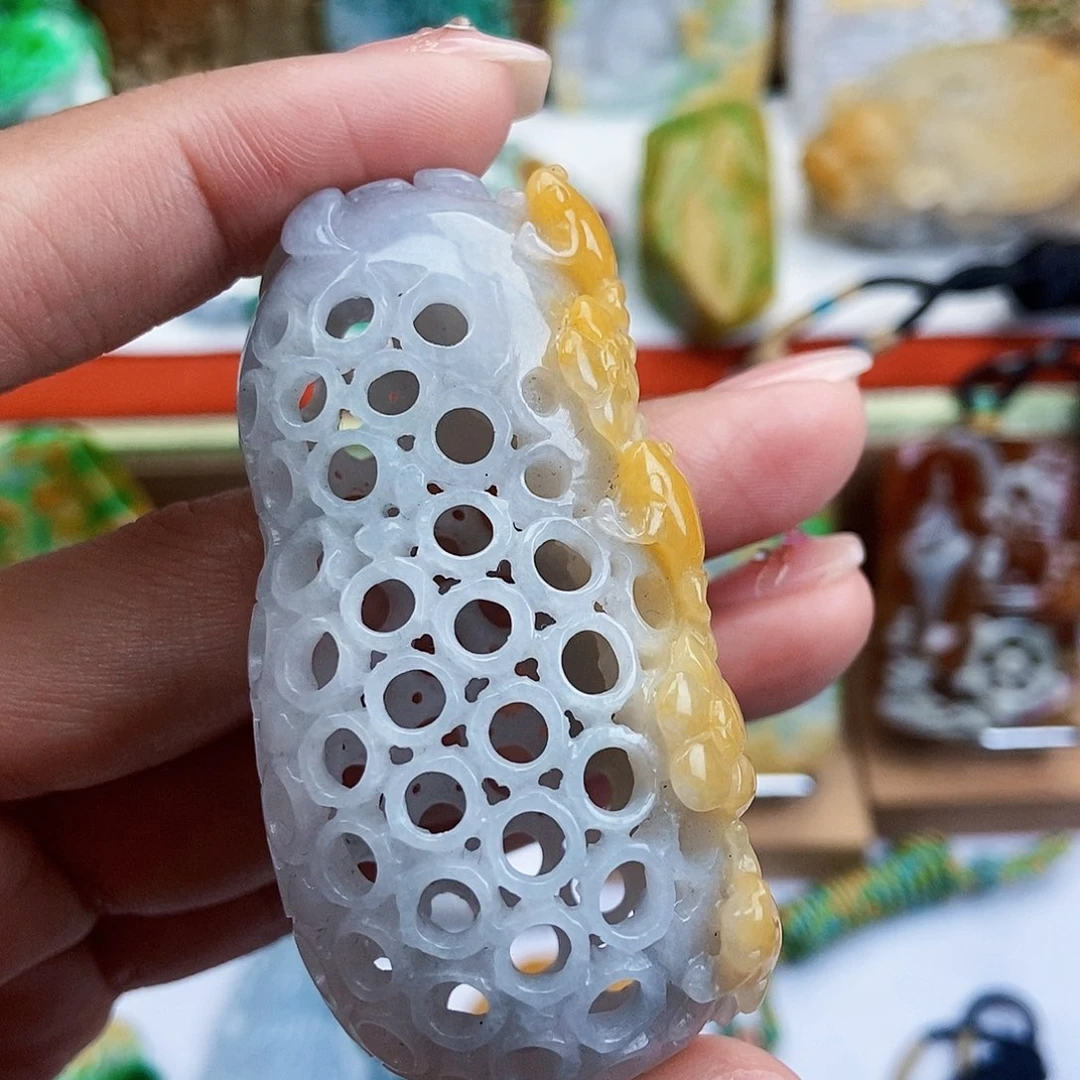 翡翠未镶嵌颈饰天然翡翠Ａ货