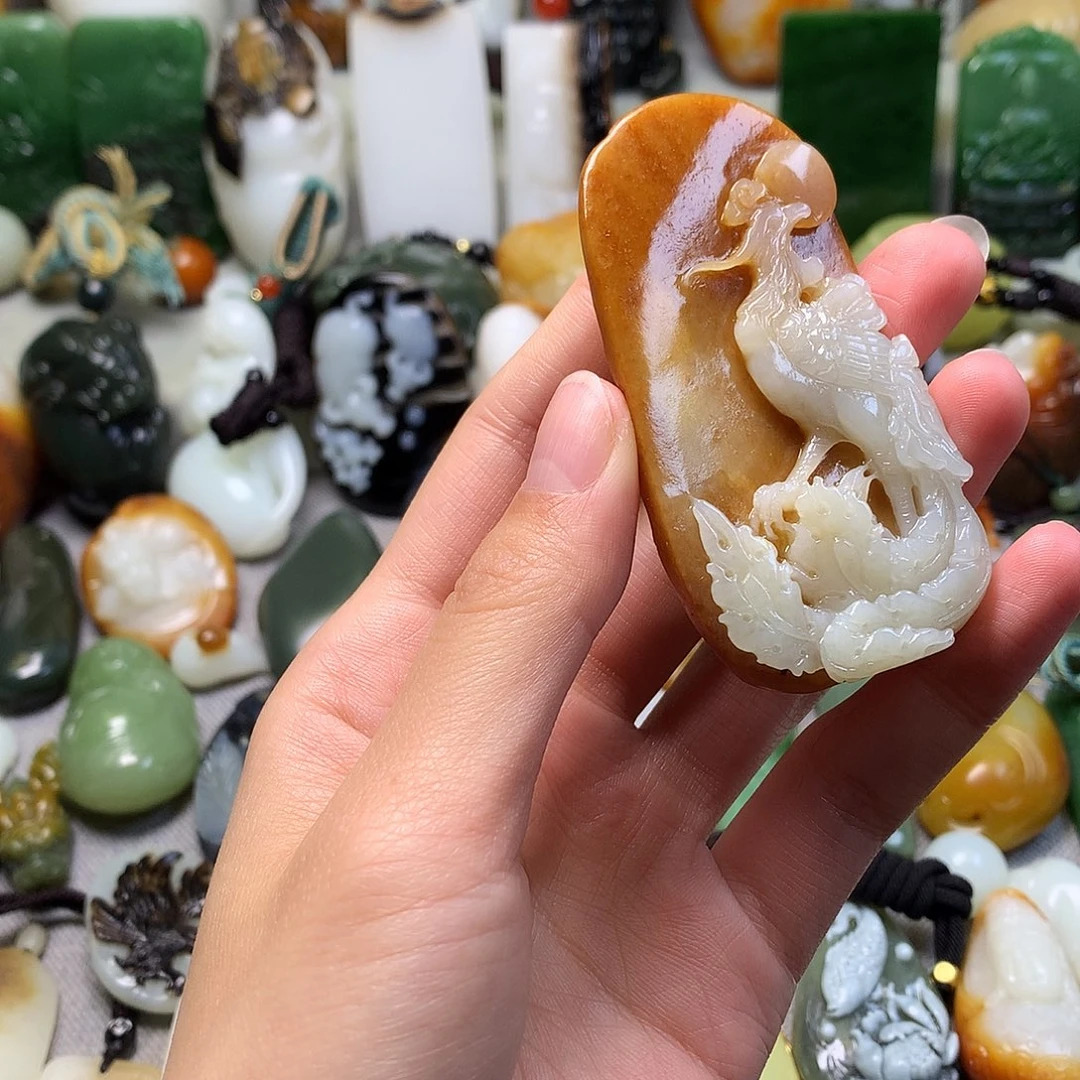 颈饰未镶嵌和田玉