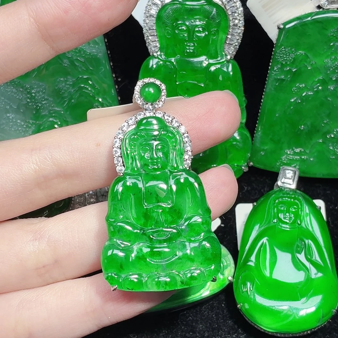 翡翠未镶嵌颈饰天然A货翡翠