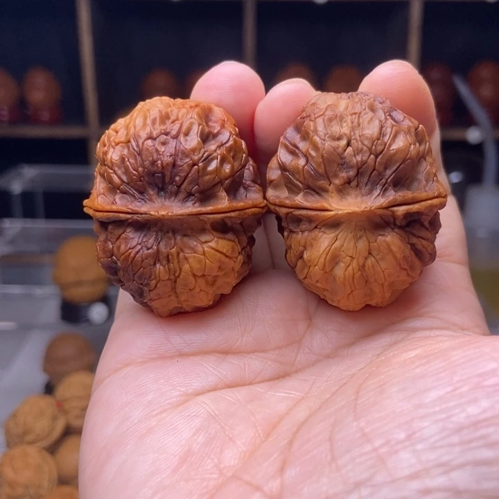 文玩核桃吊坠13七彩老招财进宝