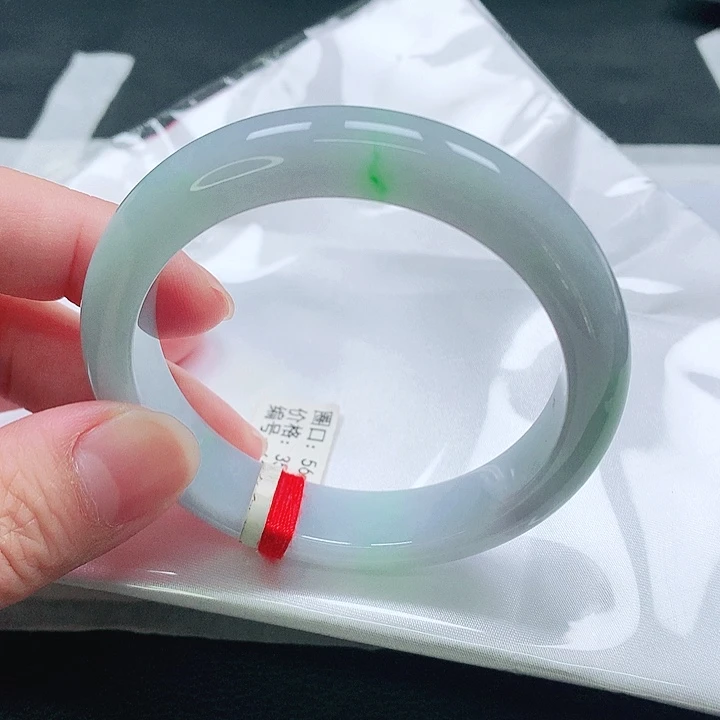 翡翠未镶嵌手镯56