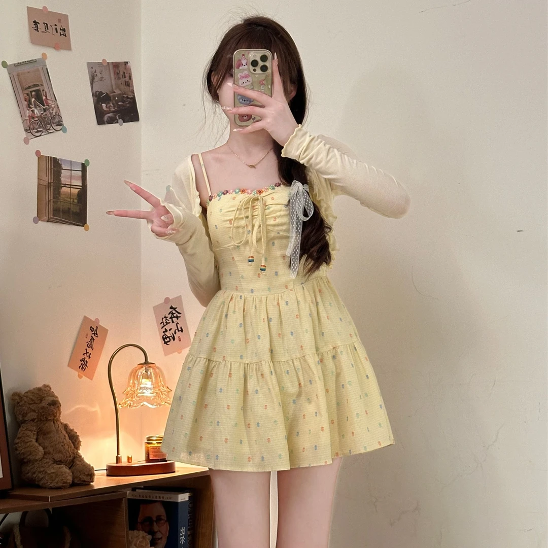 芙蕾物语 织物猪原创 彩虹波点甜美俏皮收腰吊带连衣裙