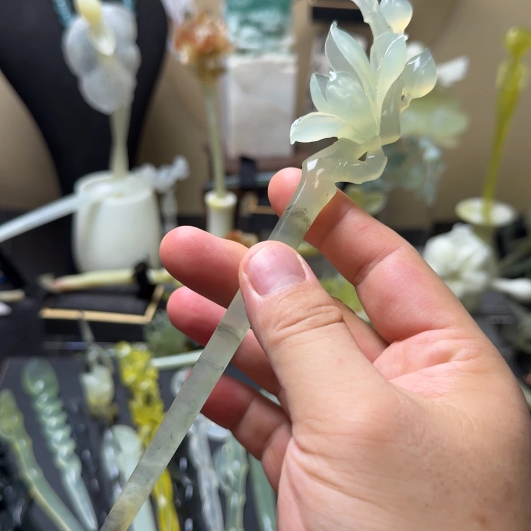 蛇纹石玉未镶嵌发饰