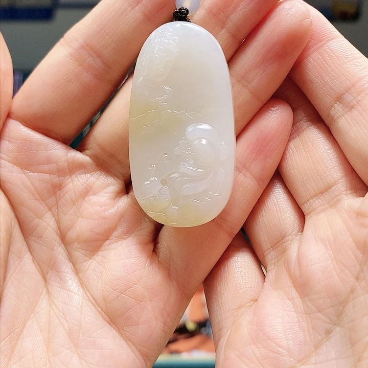 【闪购商品】颈饰未镶嵌和田玉