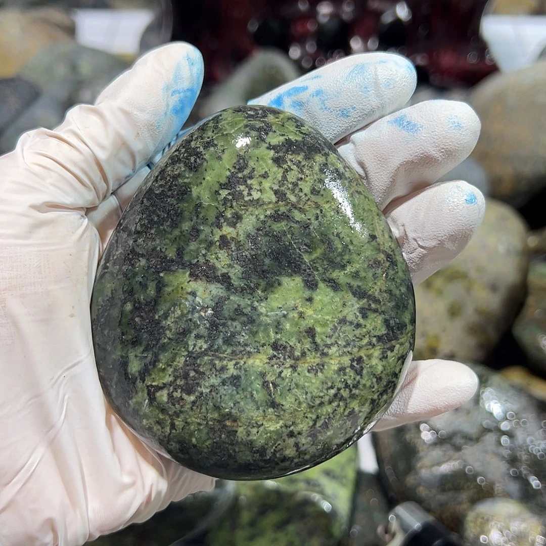 合金蛇纹石玉西藏藏玉药王石米*?