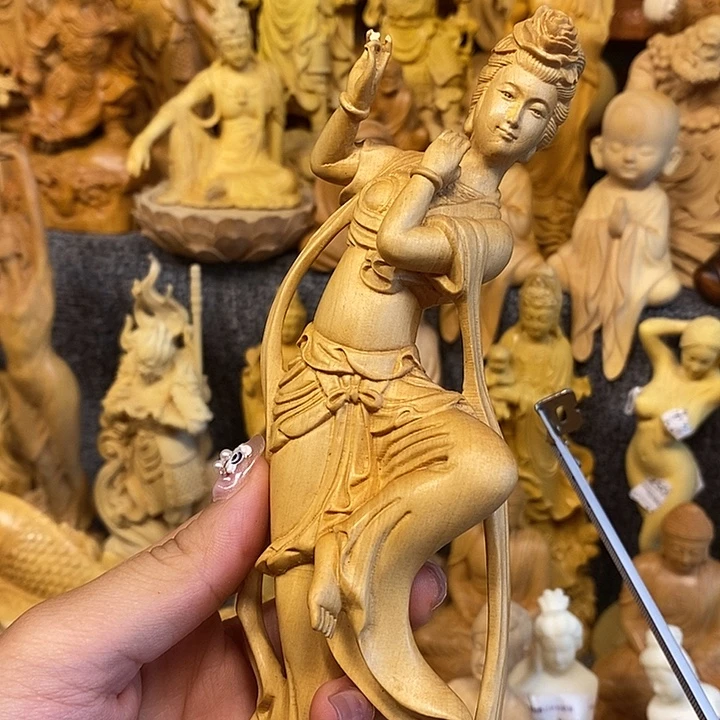 黄杨木黄杨木瑕疵美女