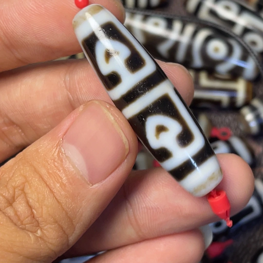 了***凡玛瑙/玉髓未镶嵌颈饰