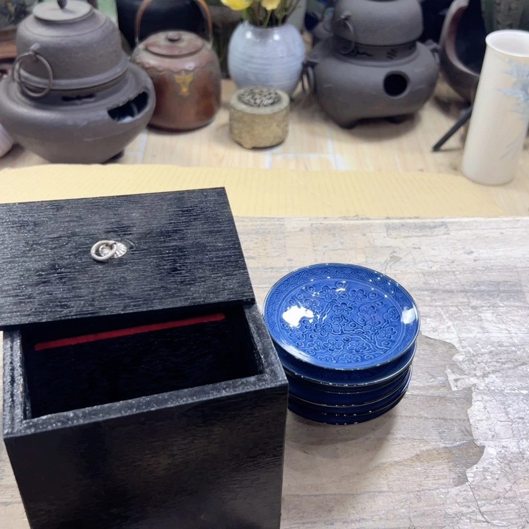 瓷片陶瓷的使用也比较容易引起