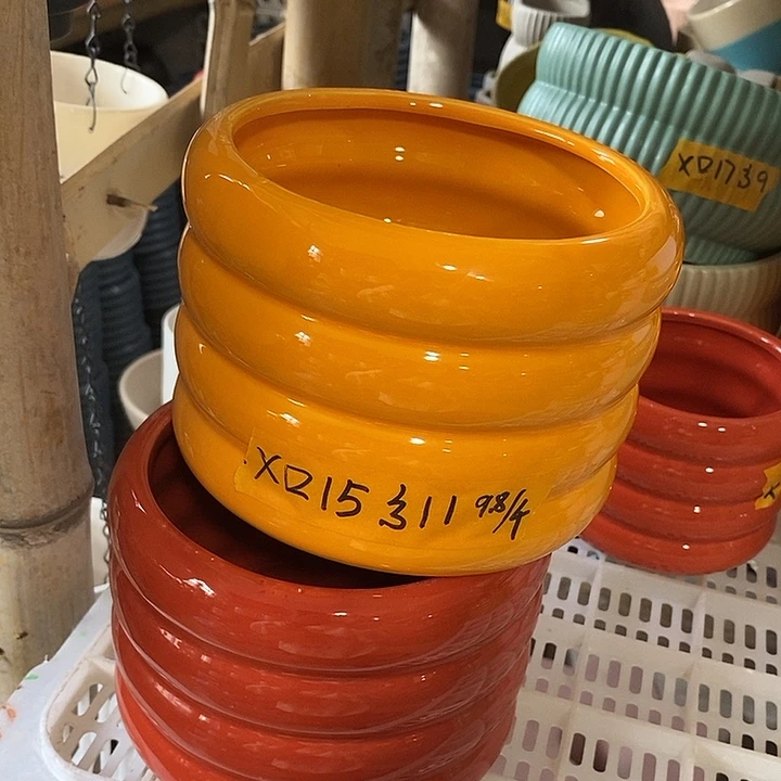 陶盆有孔 瑕疵针孔漏釉介意勿拍外口 15外高11