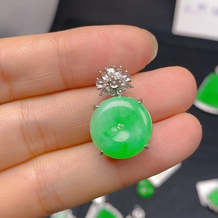 翡翠银S925镶嵌颈饰