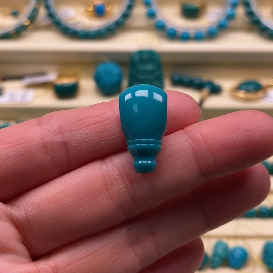 绿松石珠宝奇石未镶嵌直径11.3×9.6三通