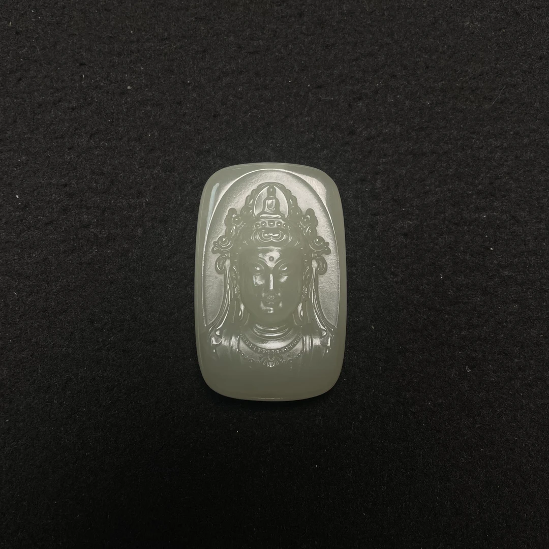 lot1529和田玉半身菩萨 晴水 51.9*33.1*12.9mm/38.7g/北京世纪