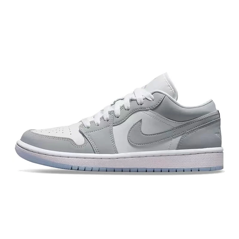 NIKE/耐克女子AJ1低帮缓震休闲板鞋DC0774105