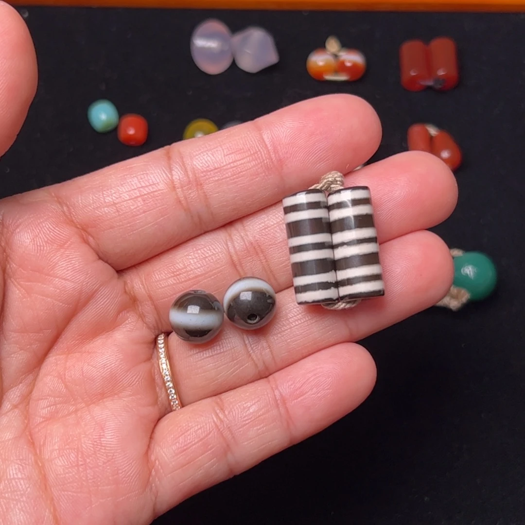 欢***欢玛瑙/玉髓未镶嵌配饰