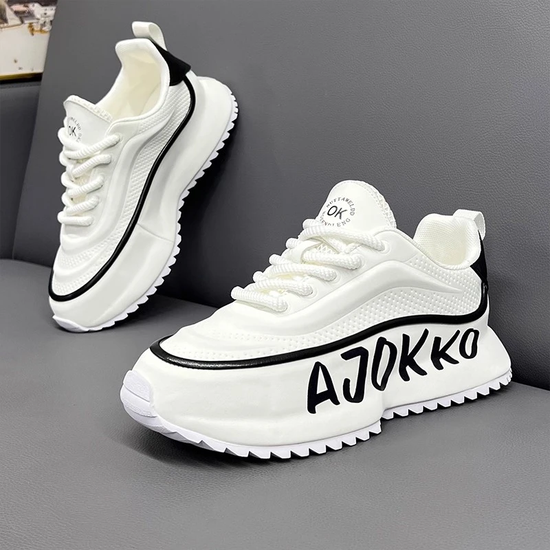 男鞋皮面透气高级感爆款老爹鞋内增高厚底运动休闲旋转纽扣小白鞋