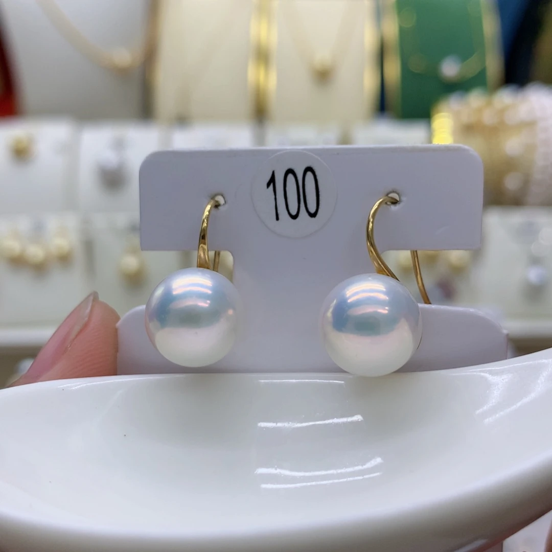 耳饰18K金镶嵌淡水珍珠