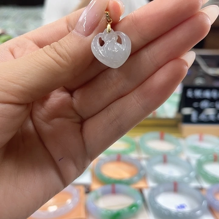 翡翠合金颈饰121111111111