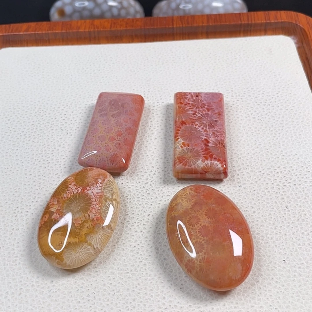 【闪购商品】硅化玉手镯未镶嵌媛*