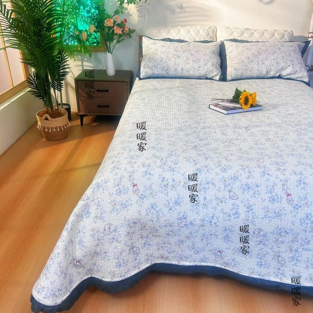 （安格拉小兔）200*230花边可爱舒适柔软亲肤四季通用多功能床盖