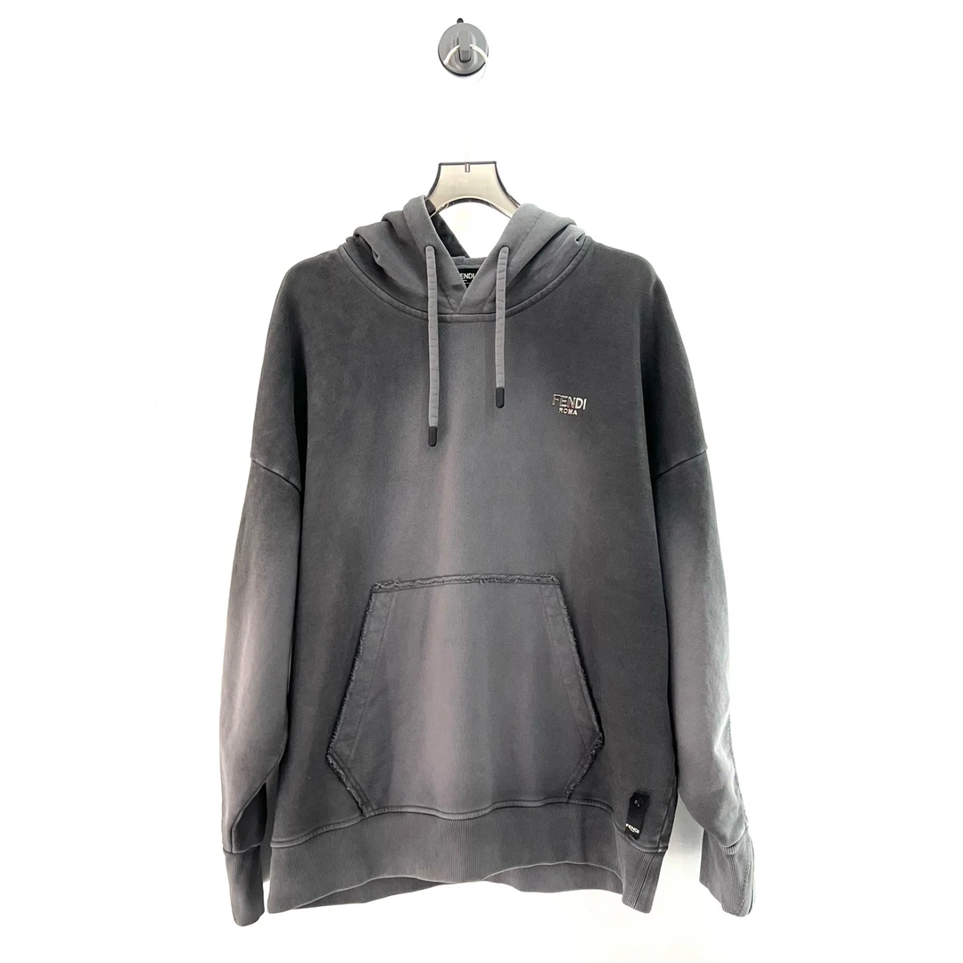 未使用 FENDI/芬迪 最新款胸前金属logo连帽卫衣/M码（北京）