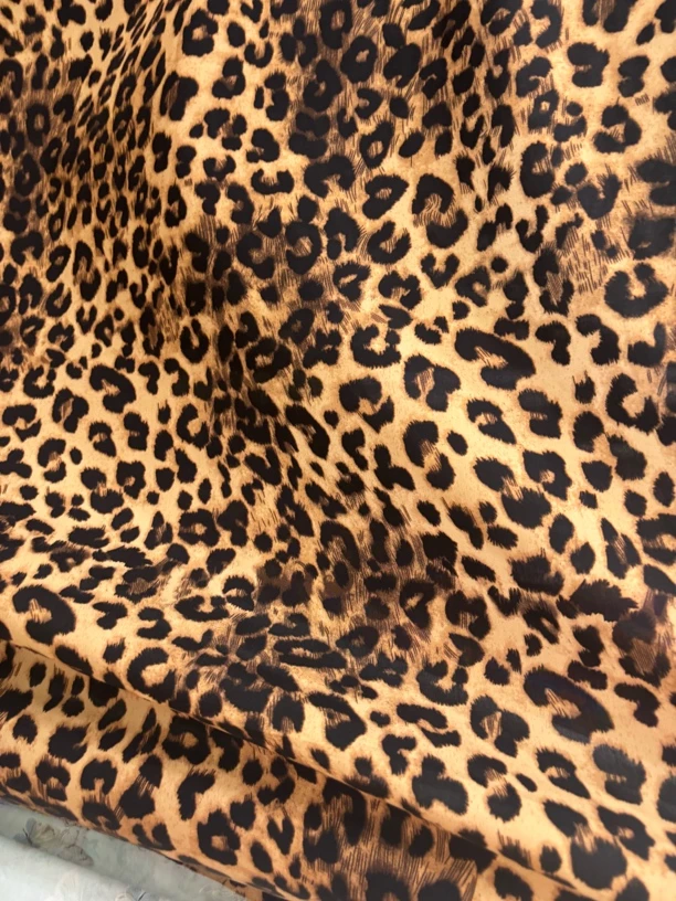 【晓萍推荐】 5D数码印花高密工艺夏季棉绸面料 豹纹