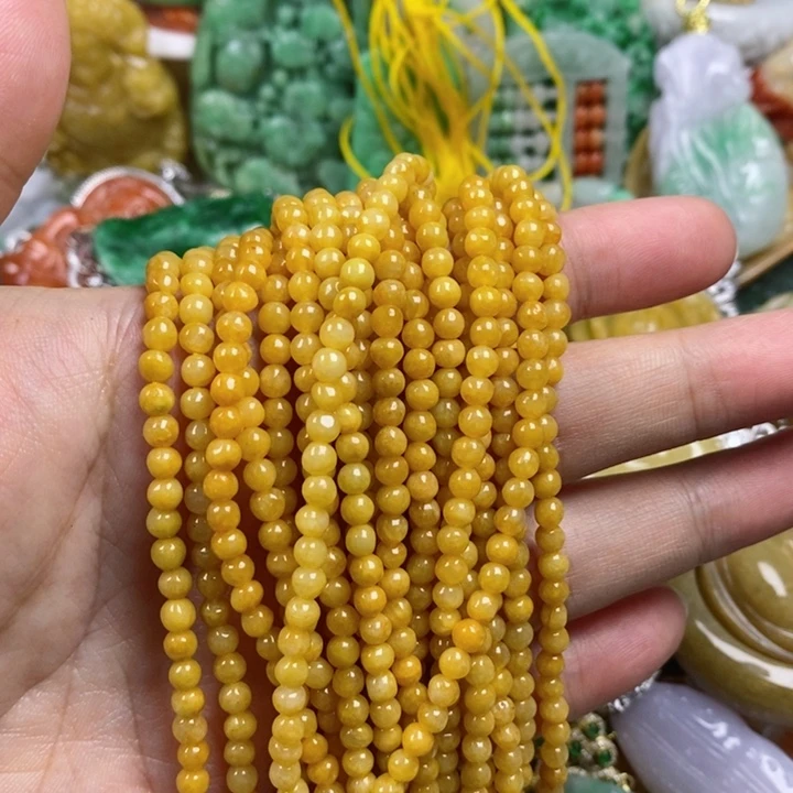翡翠吊坠(赠链)未镶嵌世****琼
