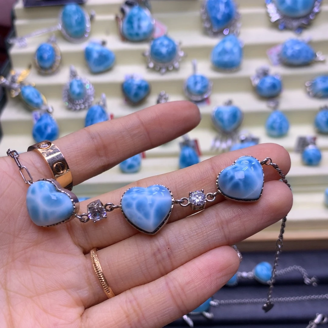 银S925镶嵌针钠钙石（海纹石）手链精品爱心手链