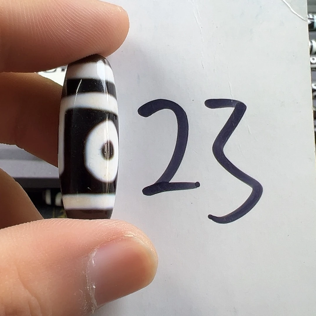 耳***東玛瑙/玉髓颈饰未镶嵌