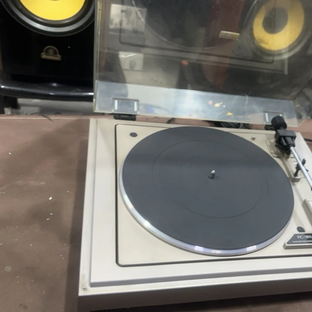 8新  fc 101 唱片机（配件机）无皮带