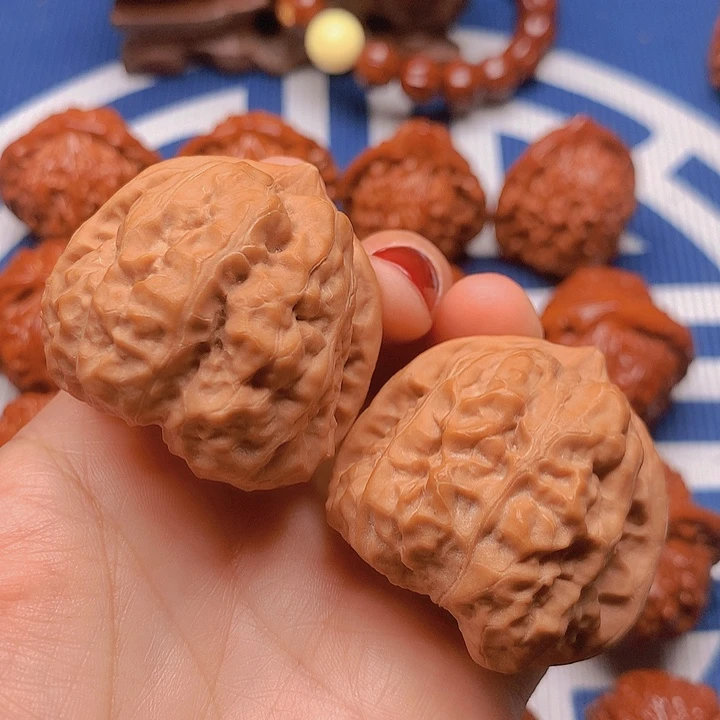 万***程核桃蛤蟆头40文玩核桃