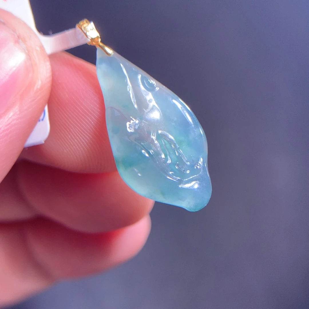 翡翠18K金镶嵌颈饰天然A货翡翠