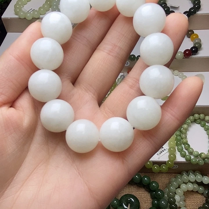 和田玉未镶嵌手串