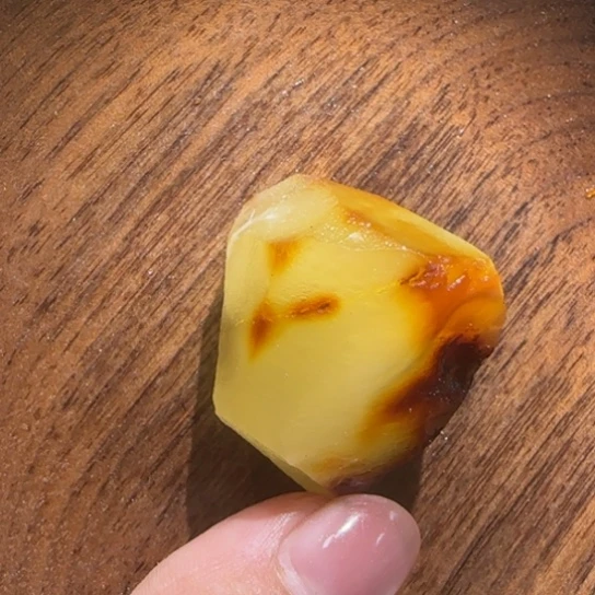 定制琥珀未镶嵌专属定制