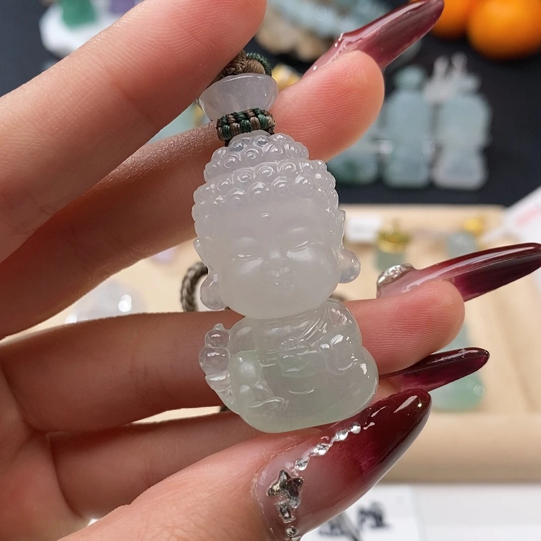 翡翠颈饰未镶嵌最***美