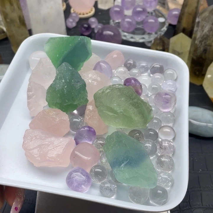 水晶12未镶嵌?**3天然水晶