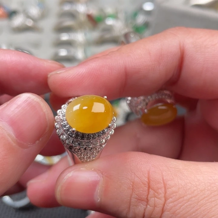 翡翠未镶嵌戒指缅甸天然翡翠