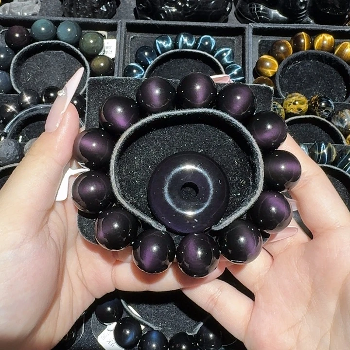 邹***姐黑曜岩未镶嵌手链